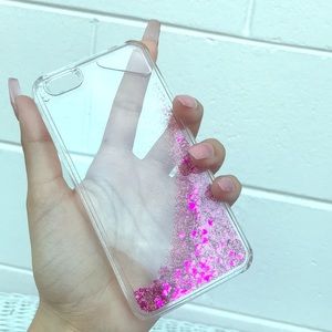 iPhone 6s and 6 pink (water) glitter hearts case